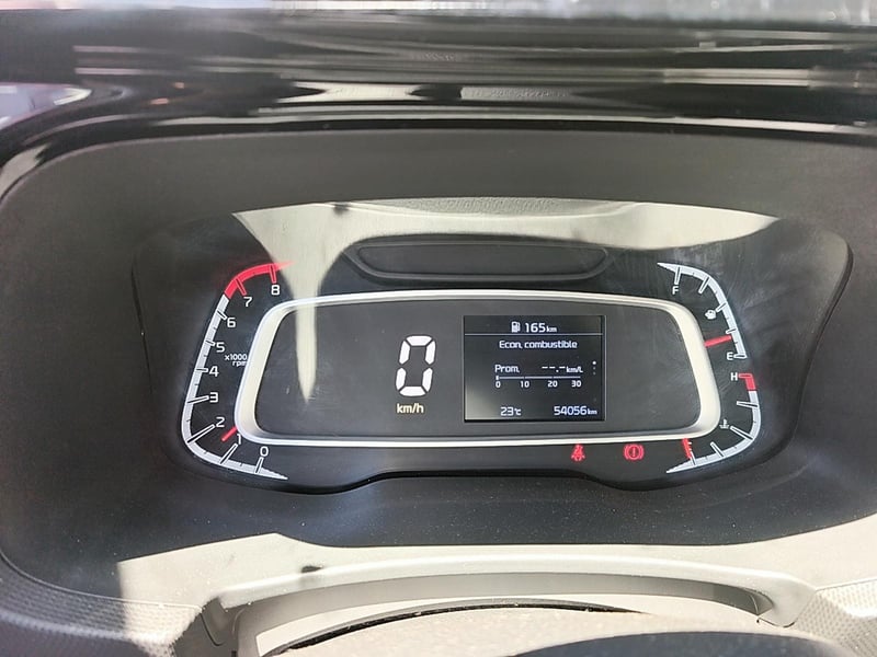 Kia SONET 2023 - Imagen 10 de 12