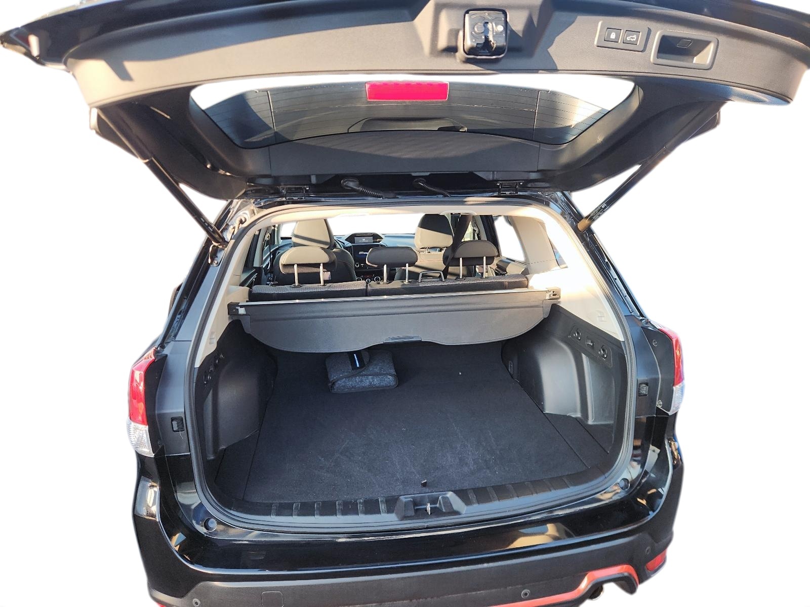 Subaru FORESTER 2025 - Imagen 8 de 12