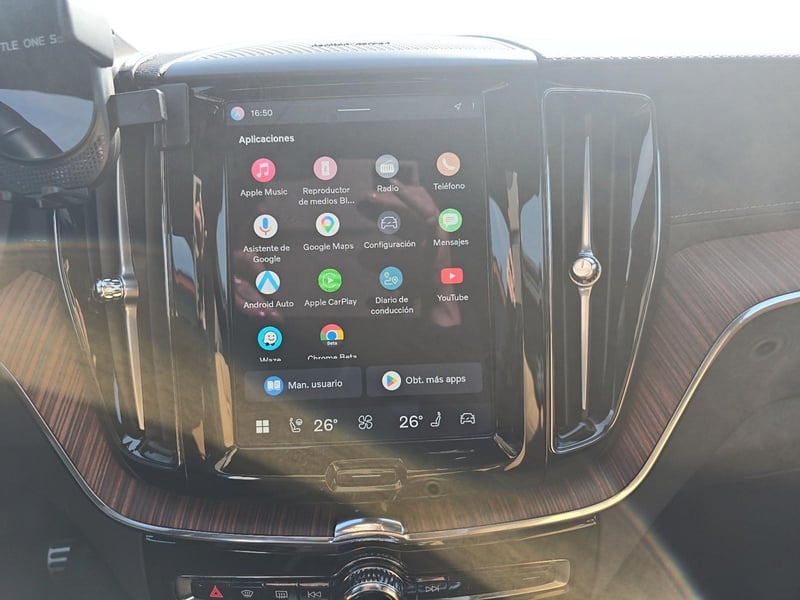 Volvo XC60 2025 - Imagen 9 de 12
