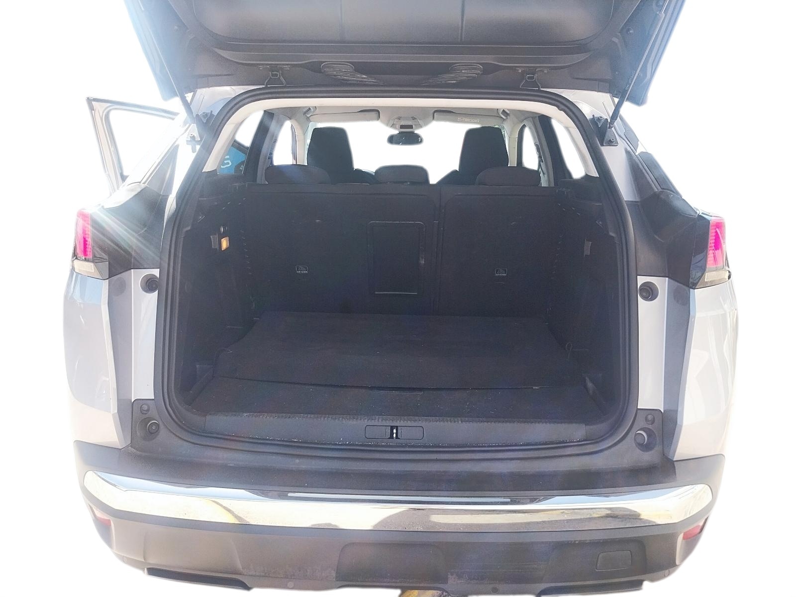 Peugeot 3008 2020 - Imagen 7 de 12