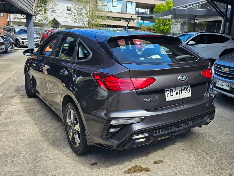 Kia CERATO 2020 - Imagen 5 de 11
