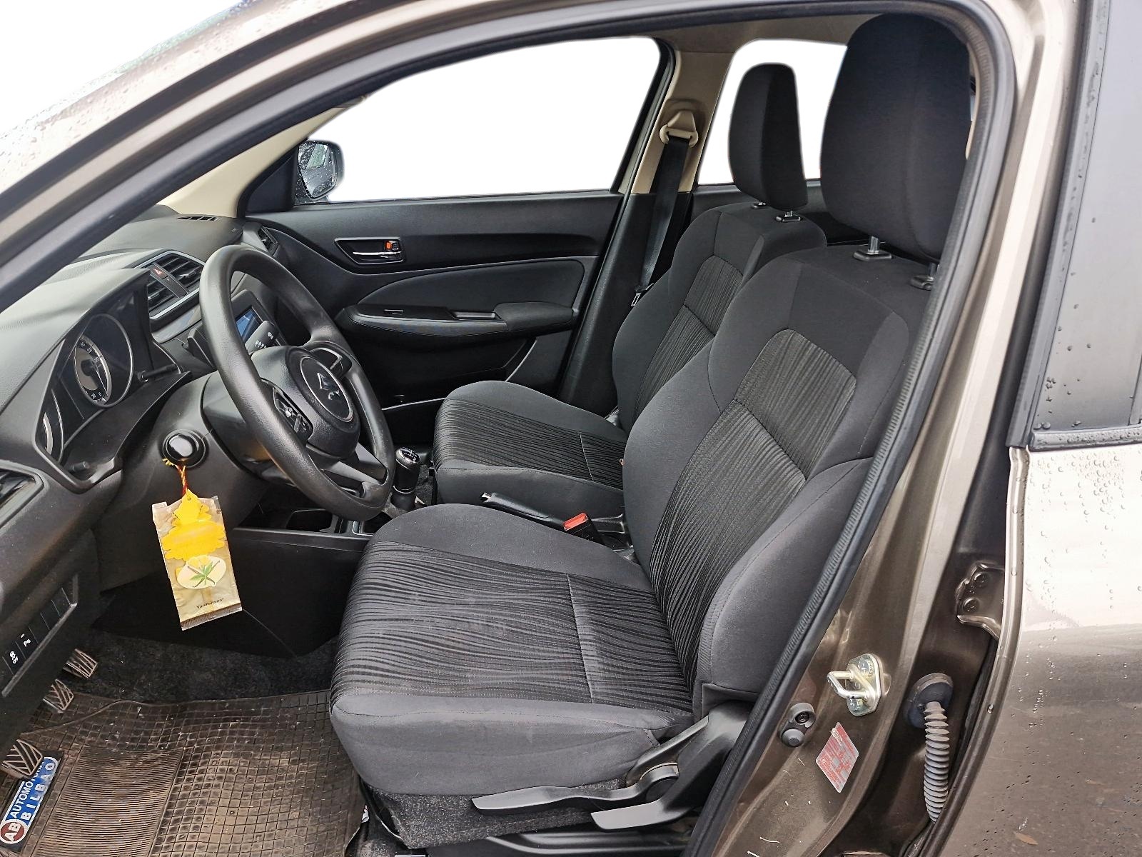 Suzuki DZIRE 2023 - Imagen 8 de 11