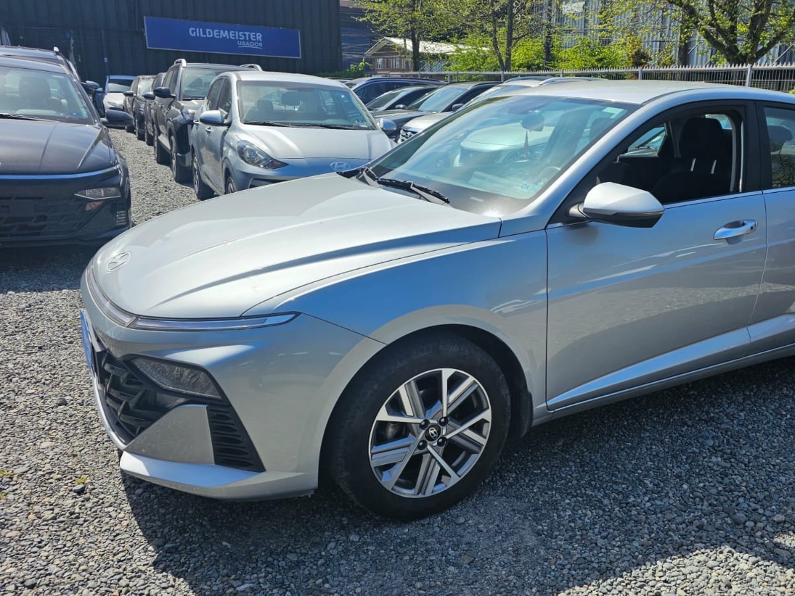 Hyundai ACCENT BN7I 1.5 MT DESIGN 2024 - Foto 2 de 10