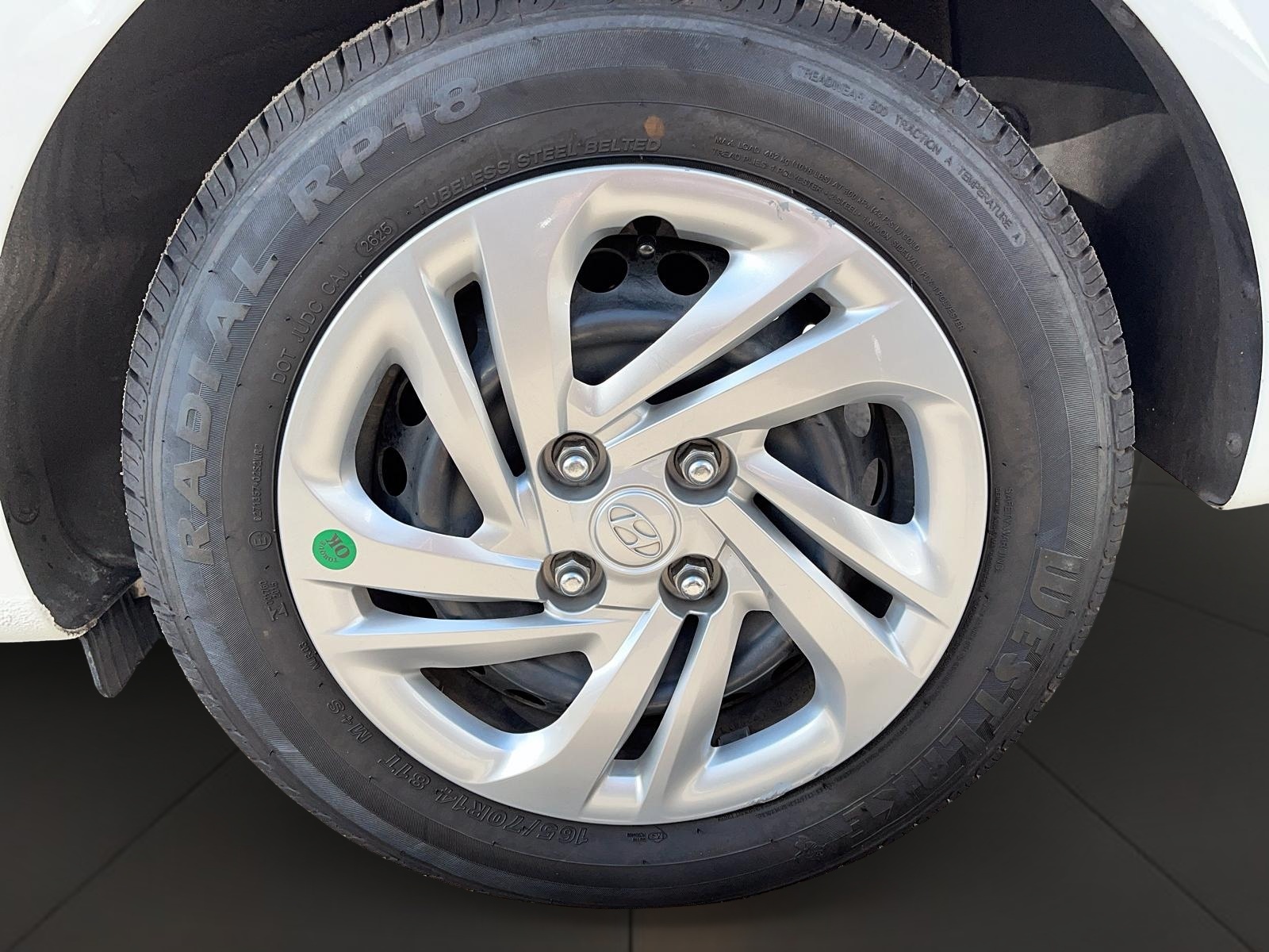 HYUNDAI GRAND I-10 2024 - Imagen 7 de 12