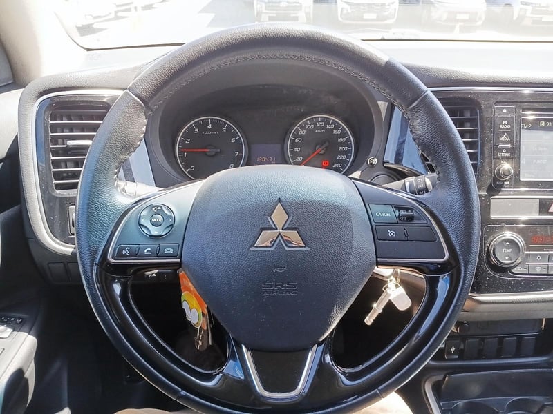 Mitsubishi OUTLANDER 2019 - Imagen 11 de 12