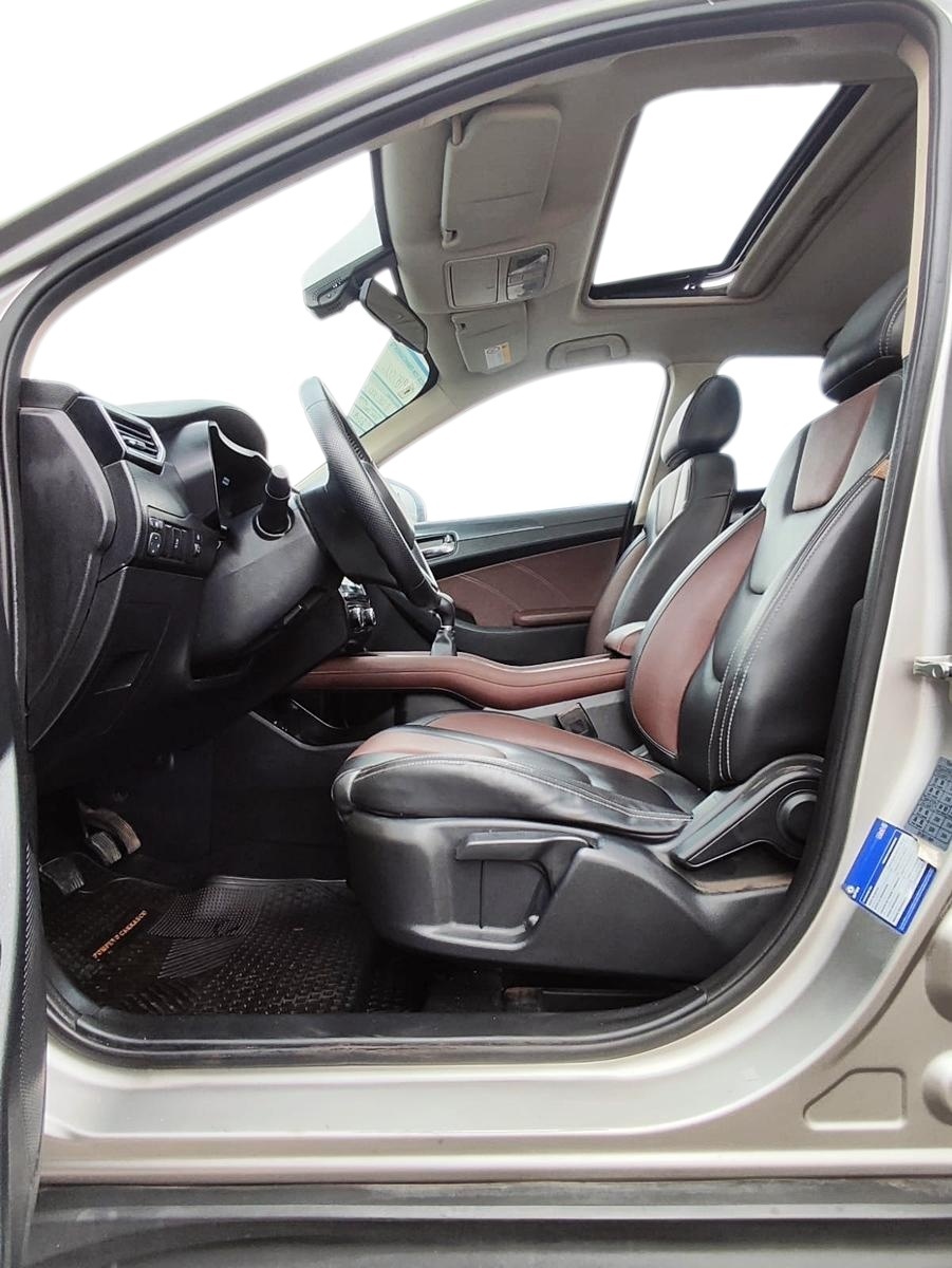 DFSK SUV 580 2019 - Imagen 12 de 12