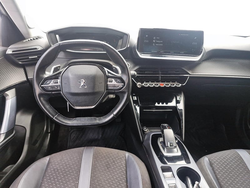 Peugeot 2008 2021 - Imagen 9 de 12