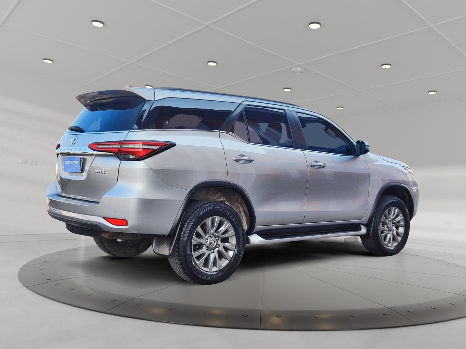 TOYOTA FORTUNER 2023 - Imagen 4 de 12