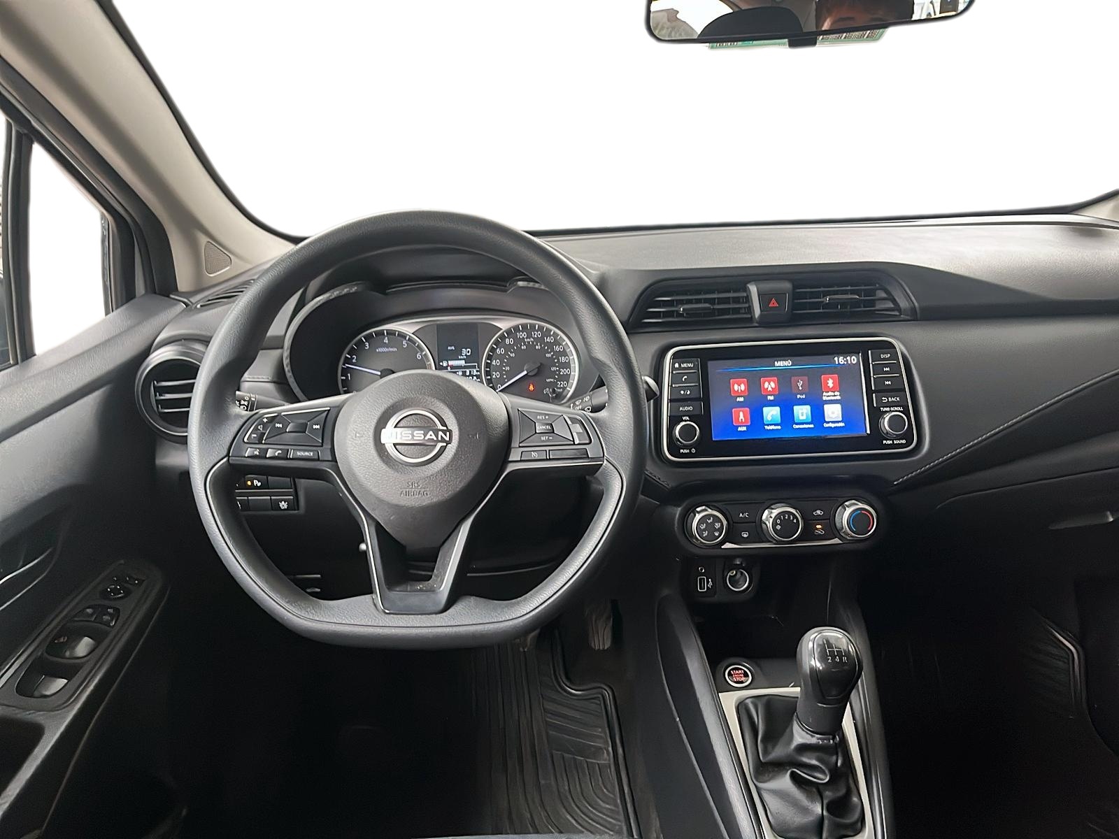 Nissan VERSA 2024 - Imagen 10 de 12