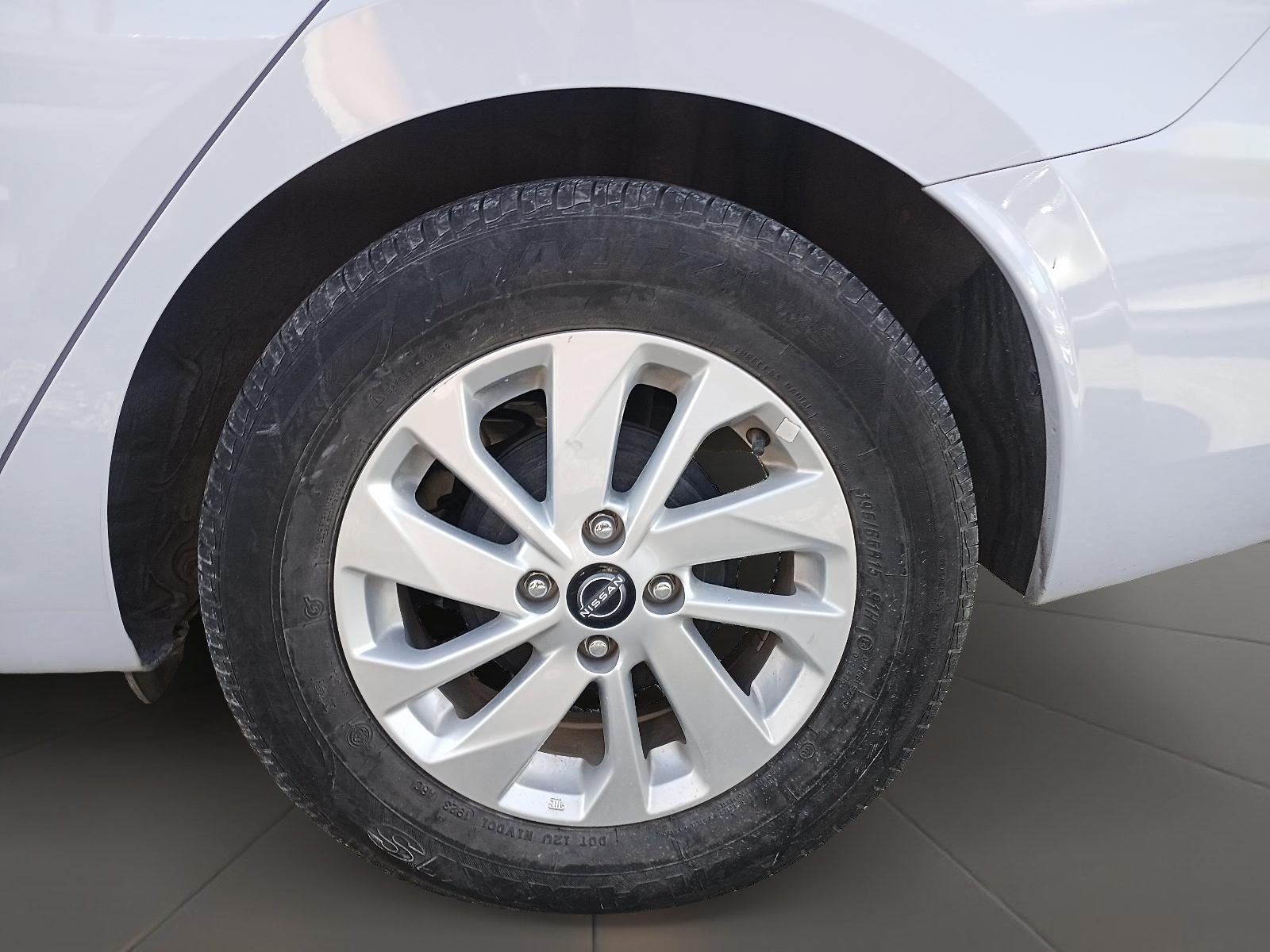 Nissan VERSA 2024 - Imagen 7 de 12