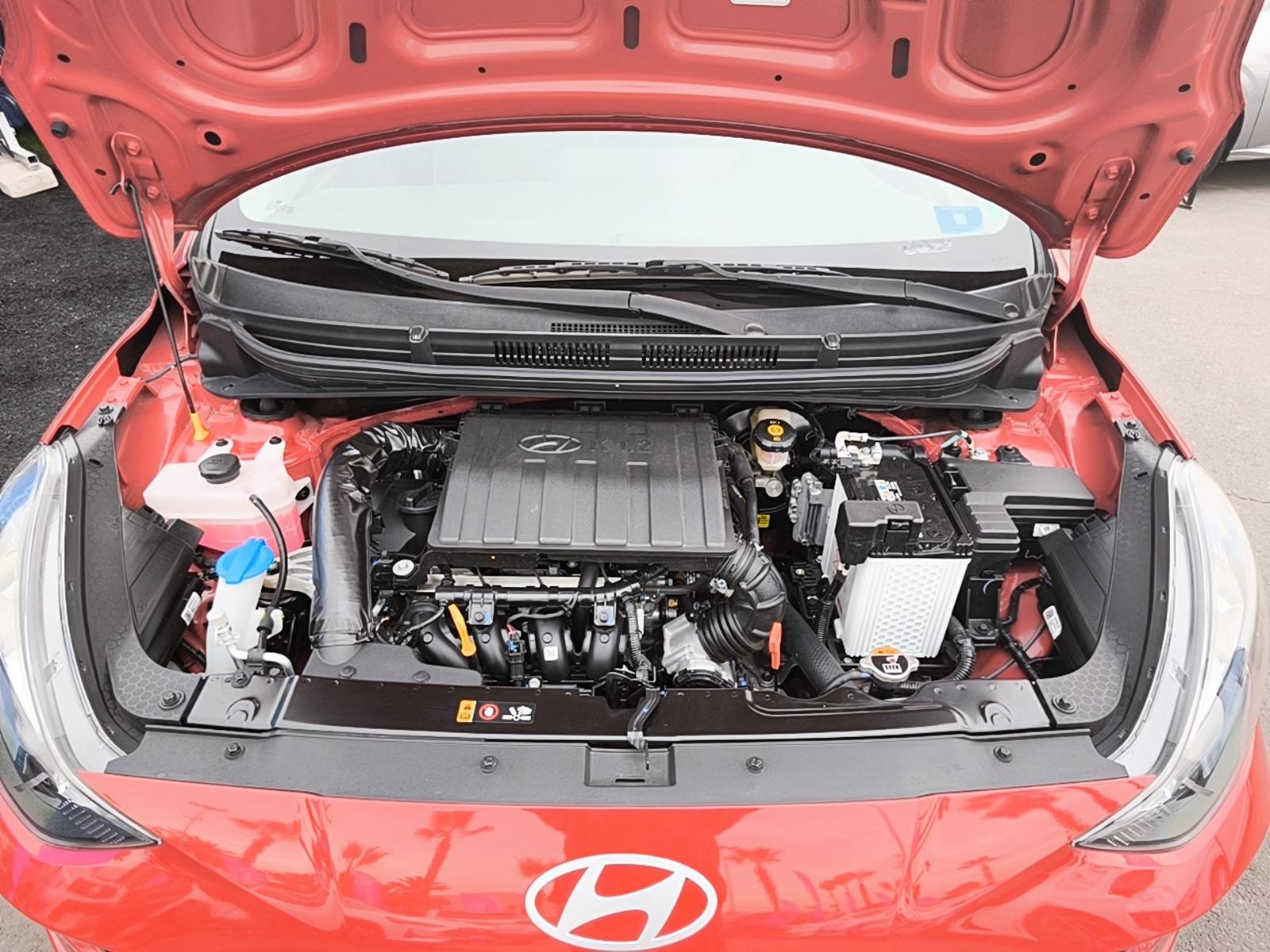 HYUNDAI GRAND I-10 2025 - Imagen 8 de 12