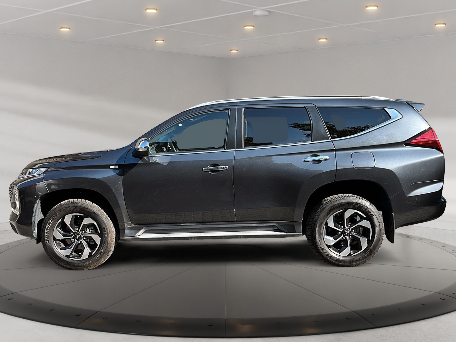 Mitsubishi MITSUBISHI 2025 - Foto 5 de 12
