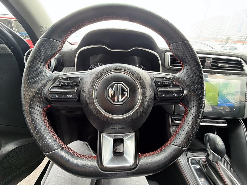 MG ZX 2023 - Imagen 7 de 11