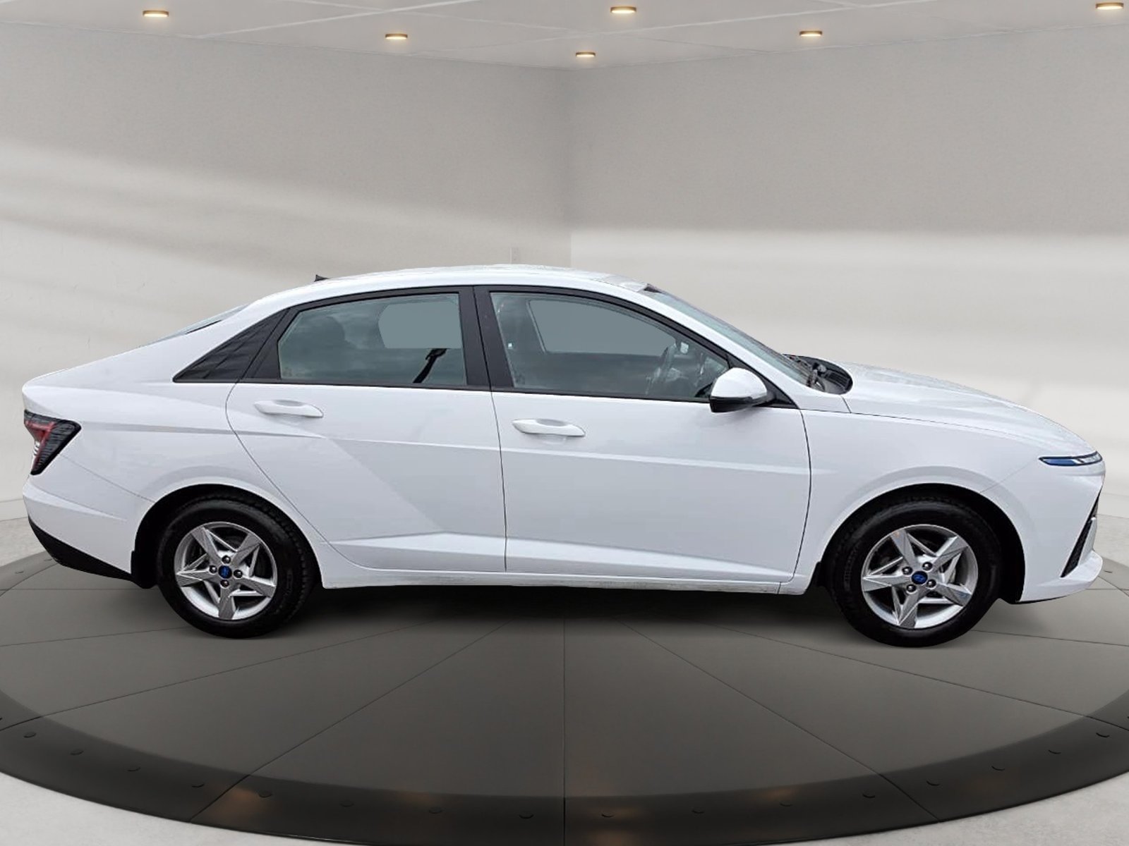 Hyundai HYUNDAI 2024 - Foto 4 de 12