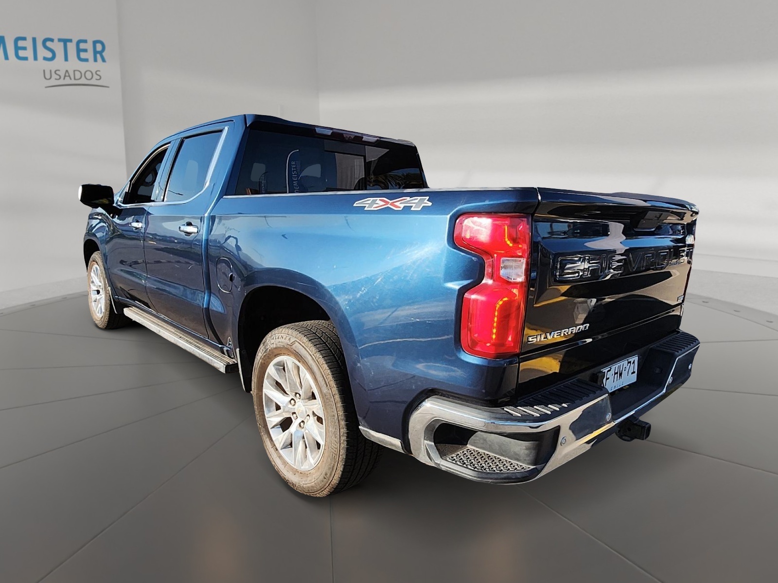 Chevrolet SILVERADO 2021 - Foto 2 de 12