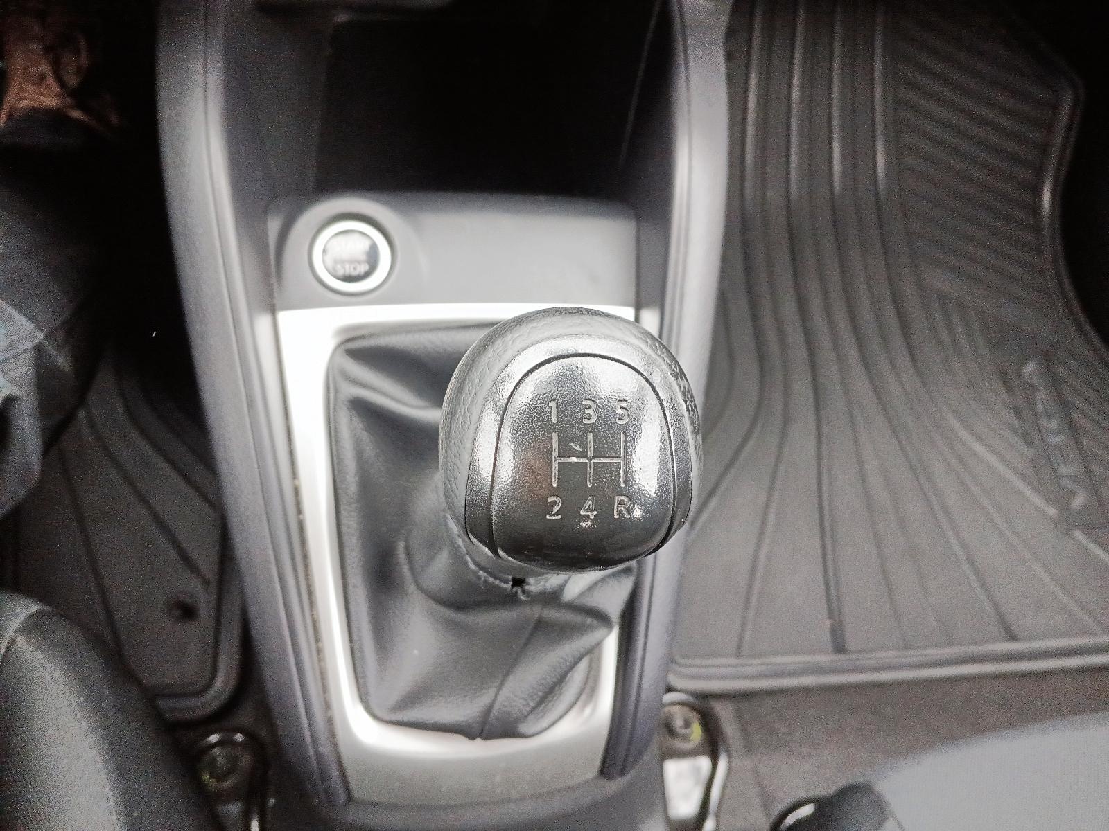 NISSAN VERSA 2024 - Imagen 12 de 12