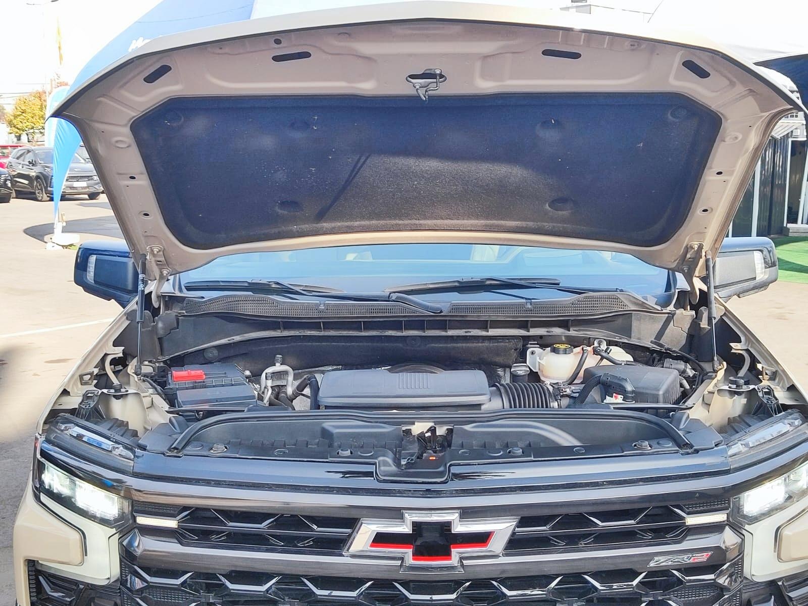 CHEVROLET SILVERADO 2023 - Imagen 8 de 12