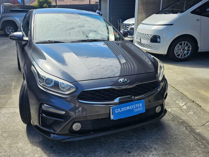 Kia CERATO 2020 - Imagen 3 de 11