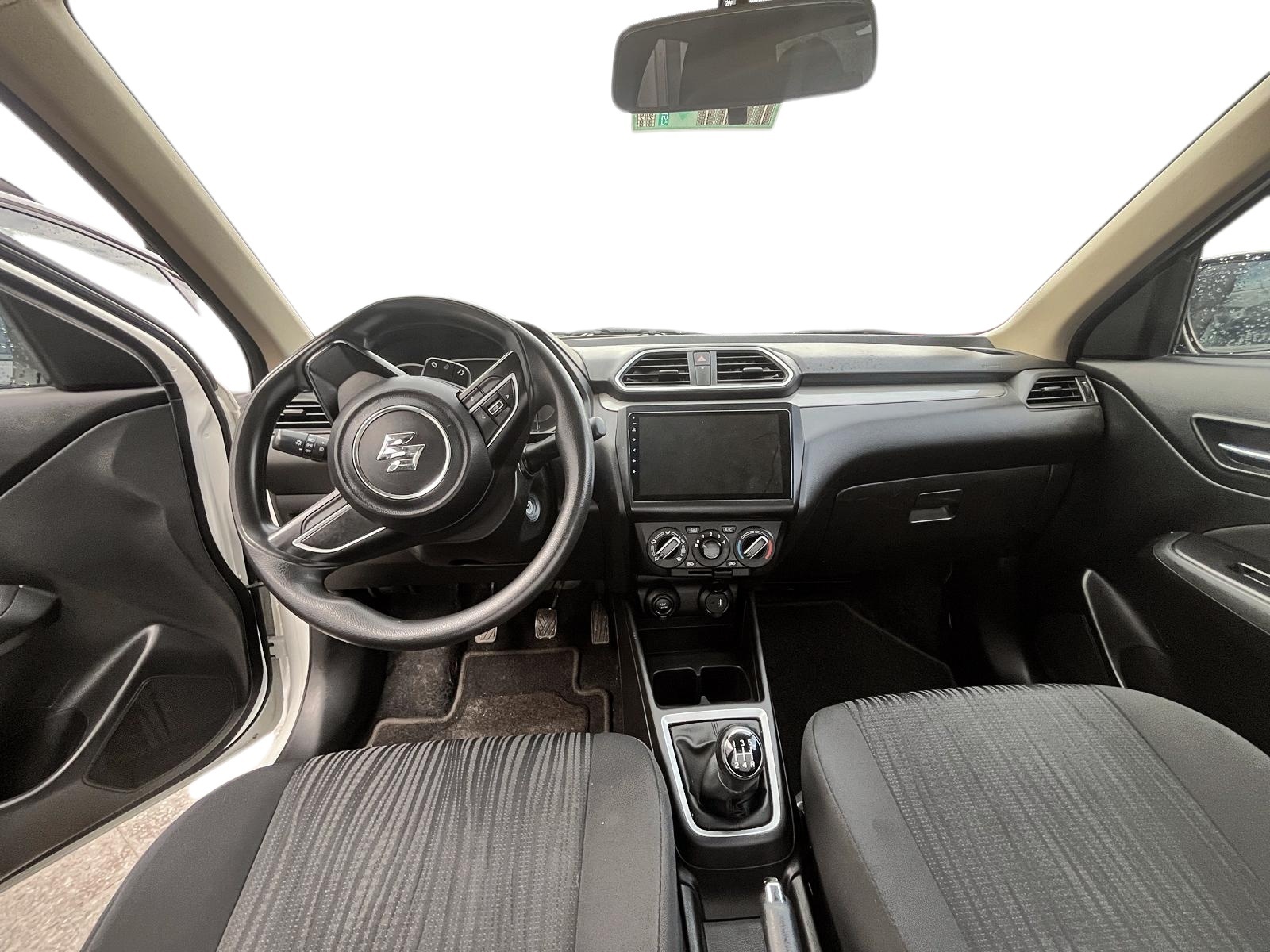 Suzuki SUZUKI 2024 - Imagen 8 de 8