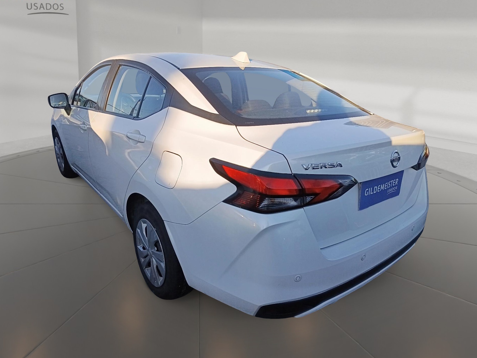 Nissan VERSA 2021 - Foto 4 de 12
