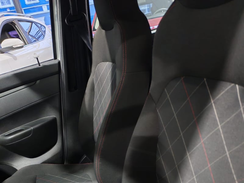Renault KWID 2023 - Imagen 7 de 9