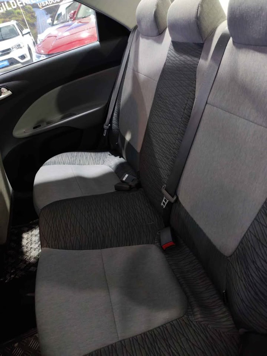 Kia SOLUTO 2023 - Imagen 8 de 9