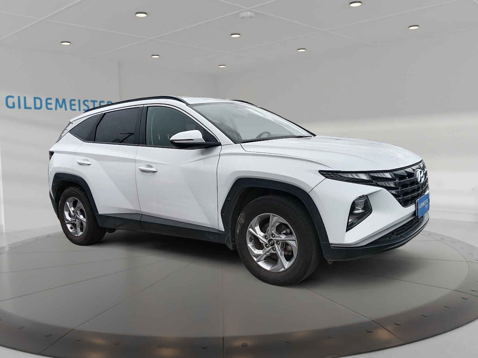 Hyundai TUCSON 2023 - Foto 3 de 12