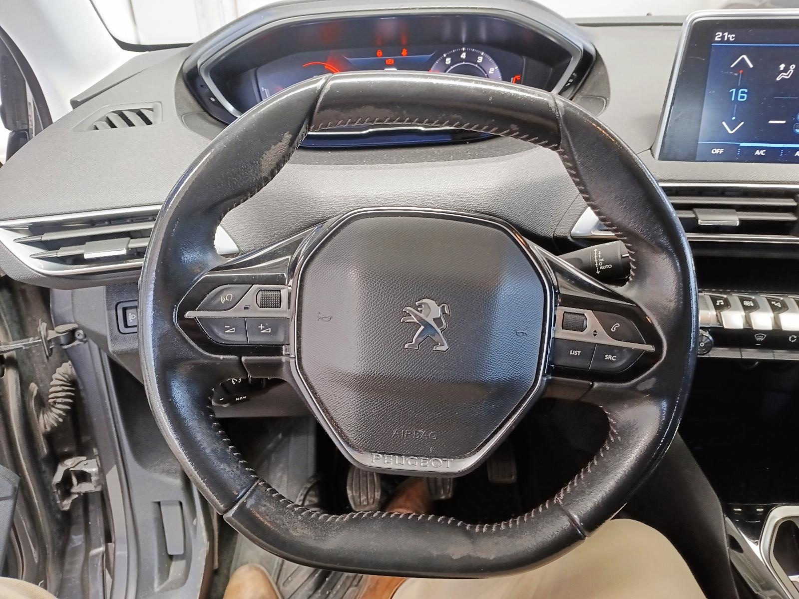 Peugeot 3008 2021 - Imagen 9 de 12