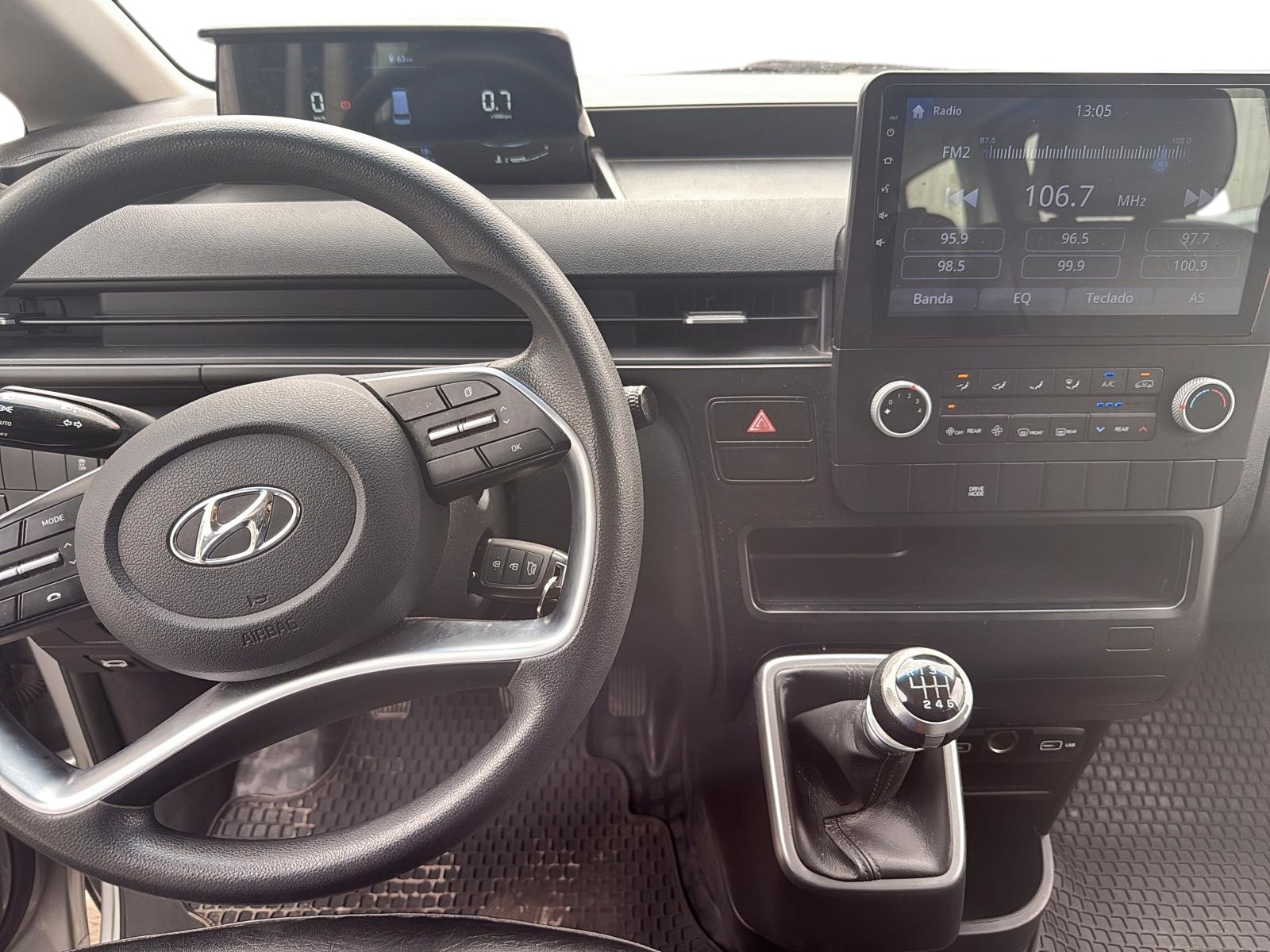 Hyundai STARIA 2024 - Imagen 7 de 12