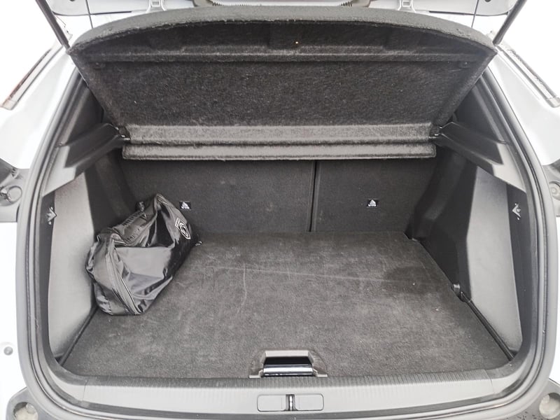 Peugeot 2008 2024 - Imagen 8 de 12