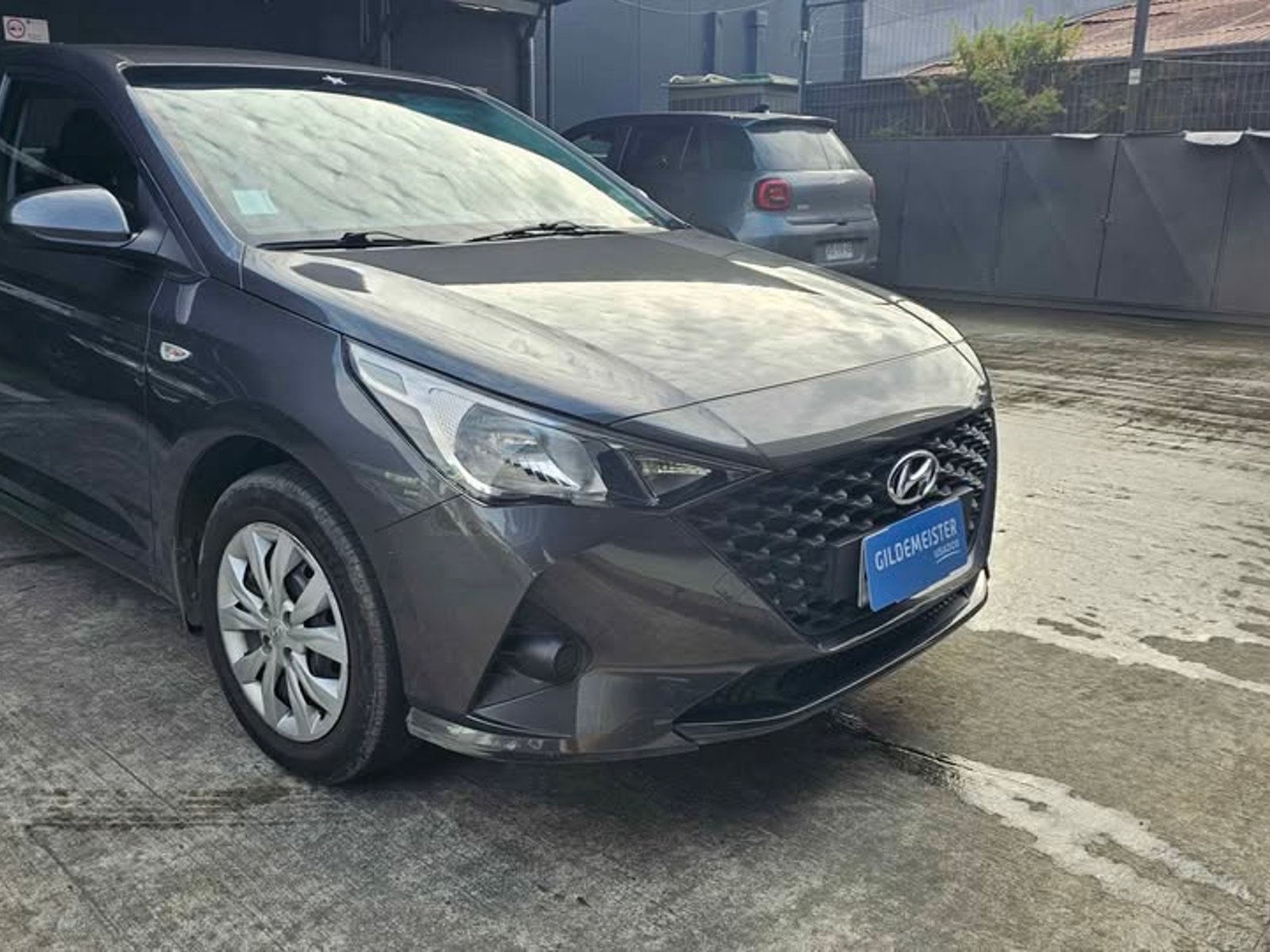 Hyundai ACCENT 2023 - Foto 5 de 9