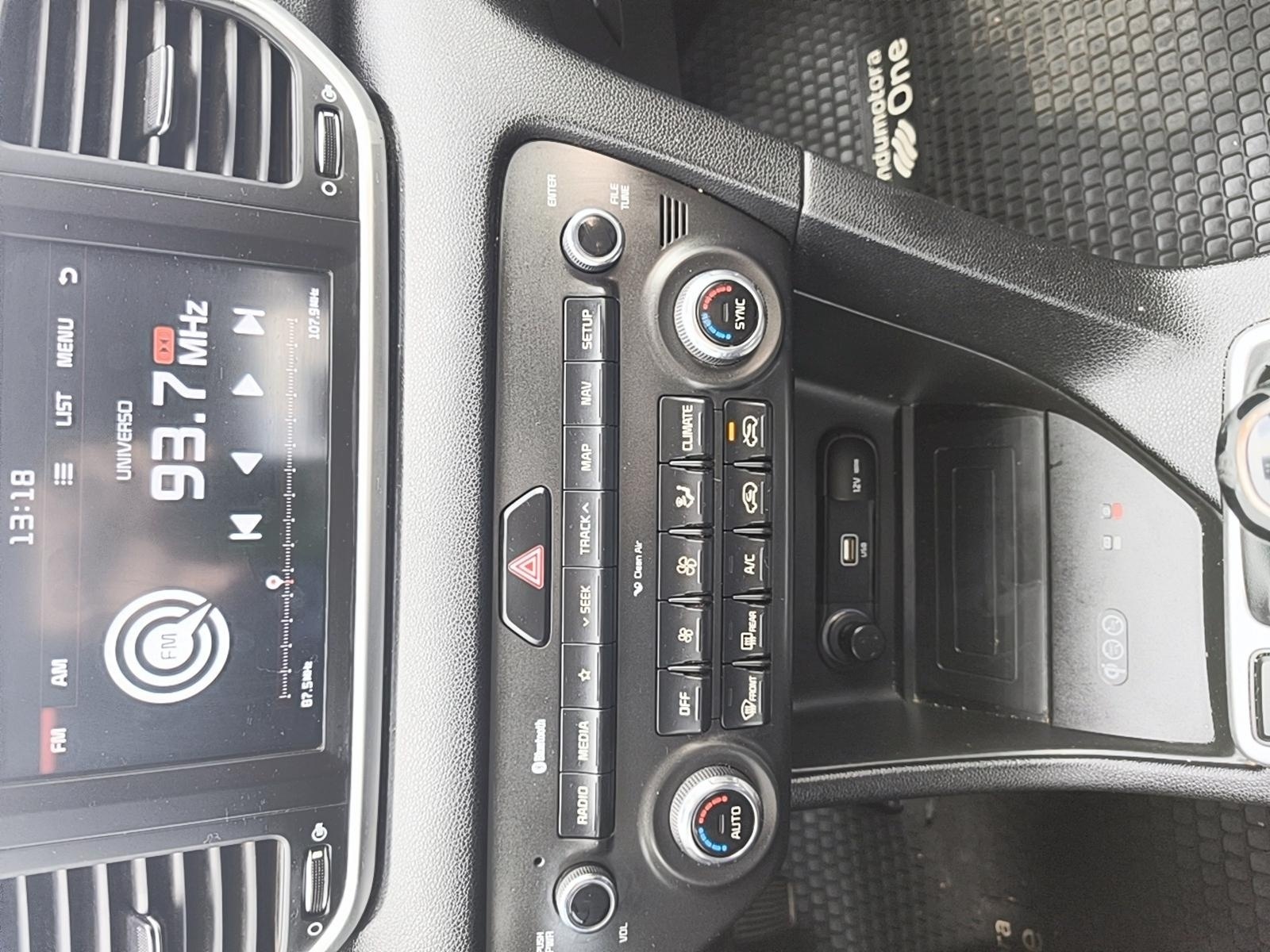 Kia SPORTAGE 2020 - Imagen 7 de 12
