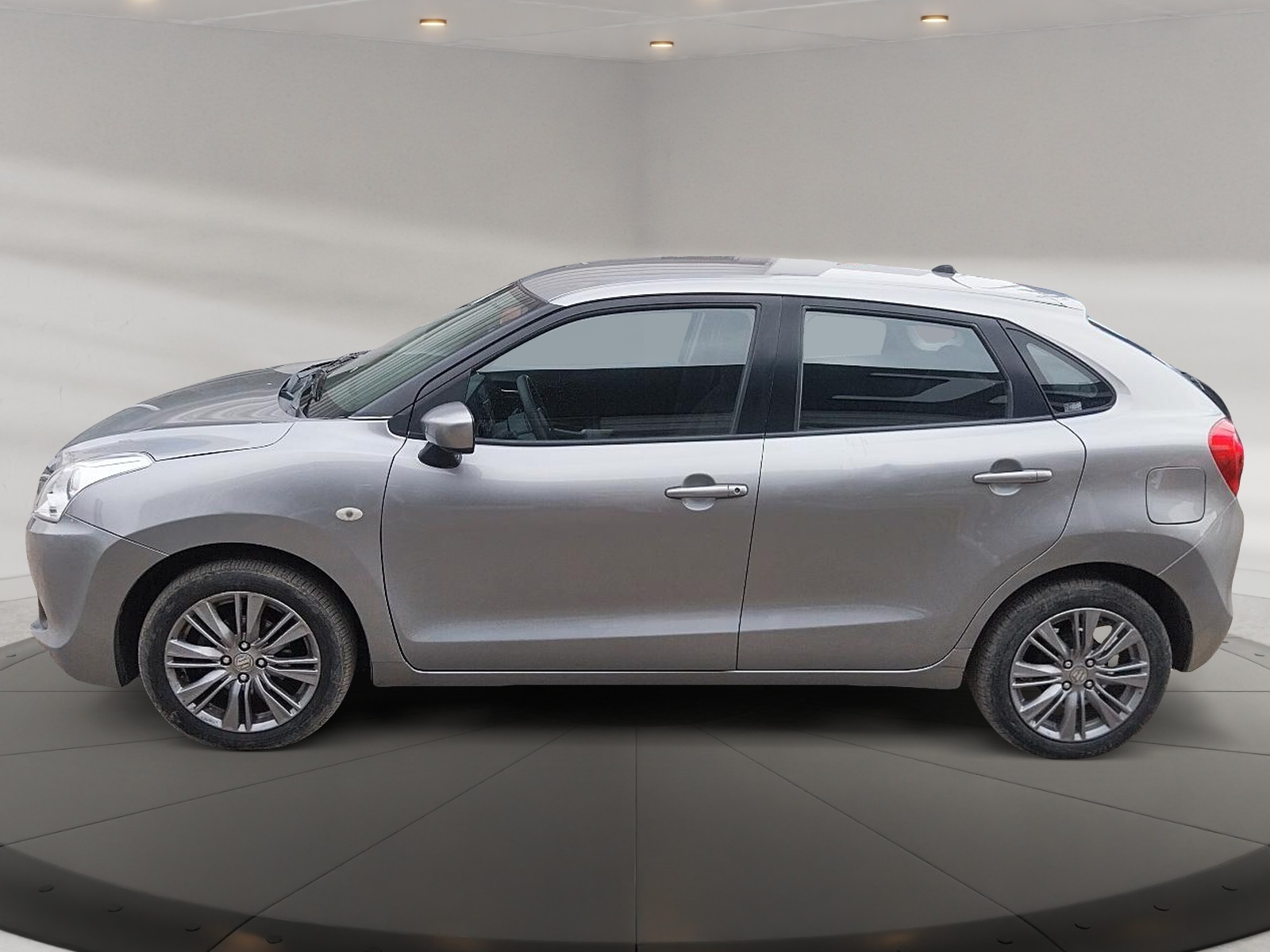 Suzuki BALENO 2019 - Foto 5 de 12
