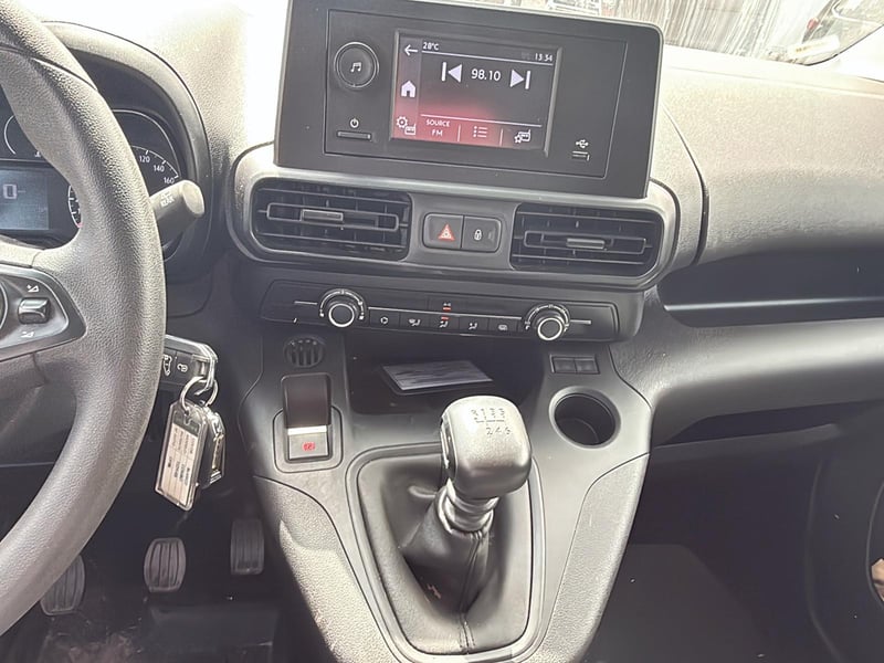 Opel COMBO 2024 - Imagen 11 de 11