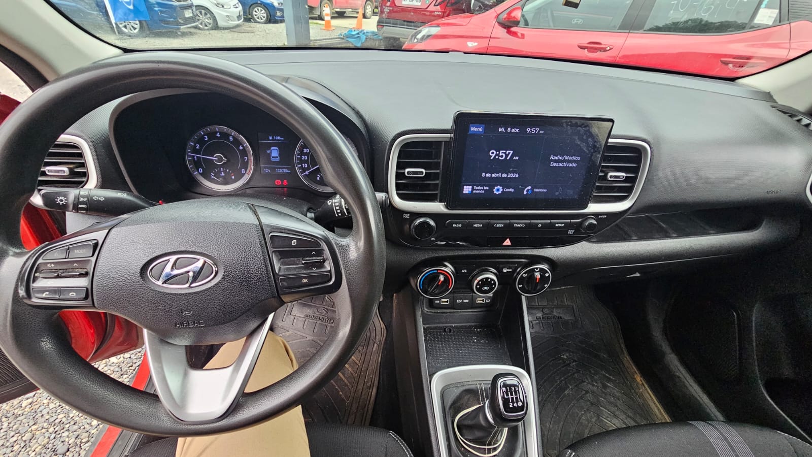 HYUNDAI VENUE 2022 - Imagen 10 de 12