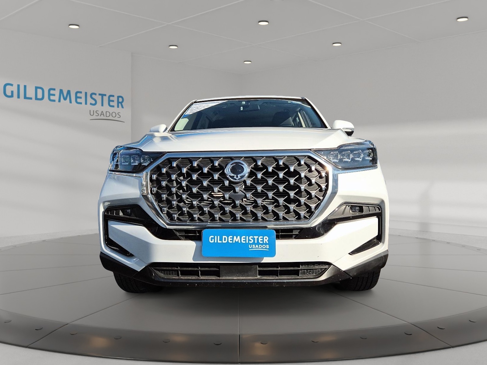 SsangYong REXTON 2023 - Foto 2 de 12