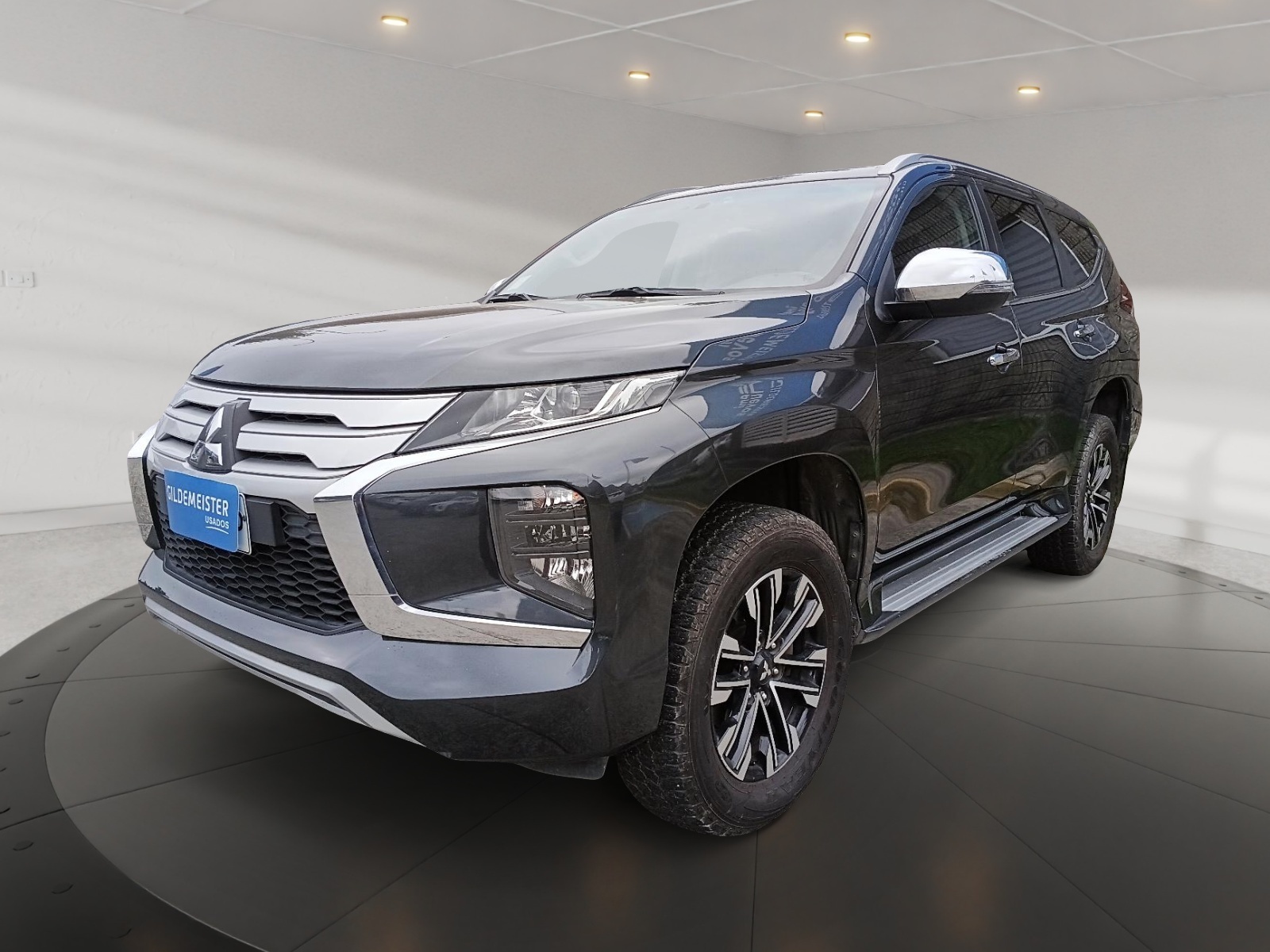 Mitsubishi Montero 2021