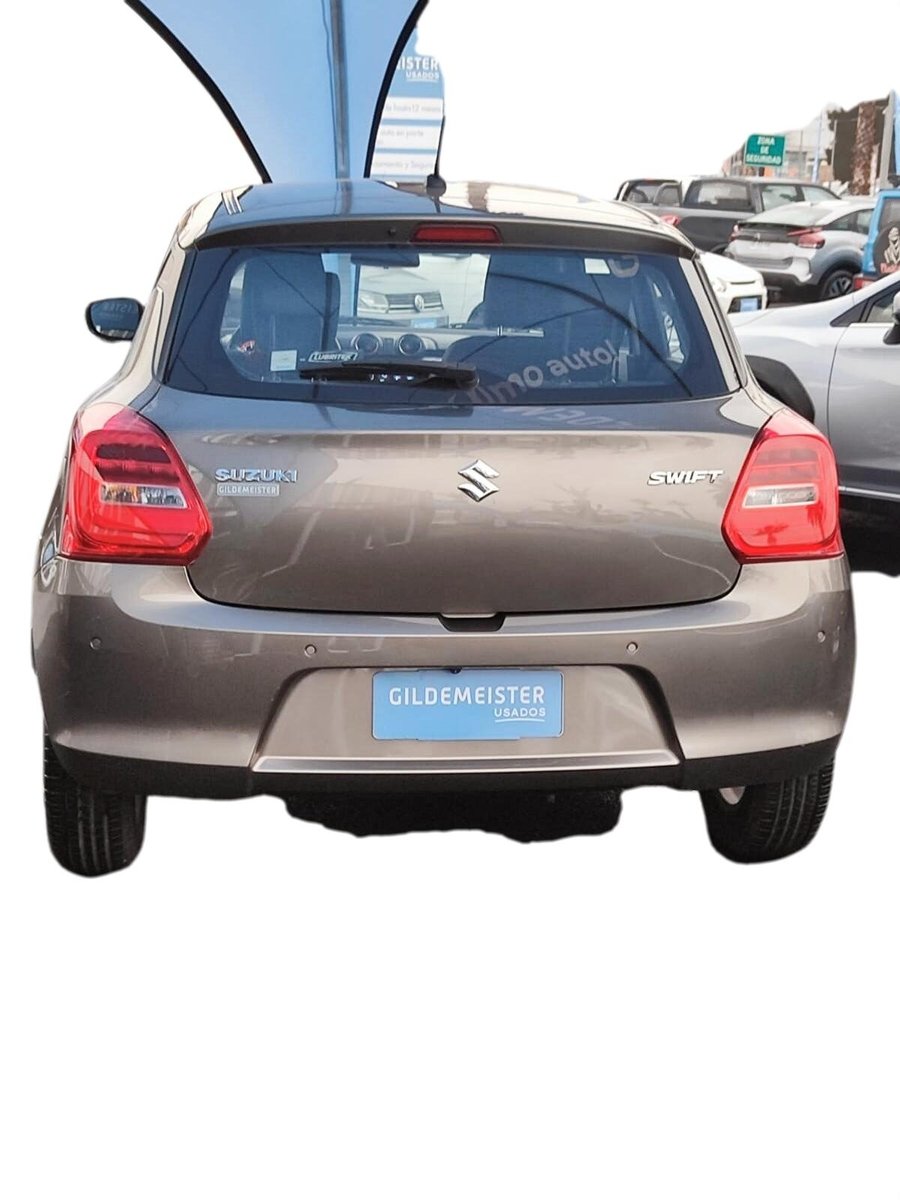 SUZUKI SWIFT 2025 - Foto 3 de 12