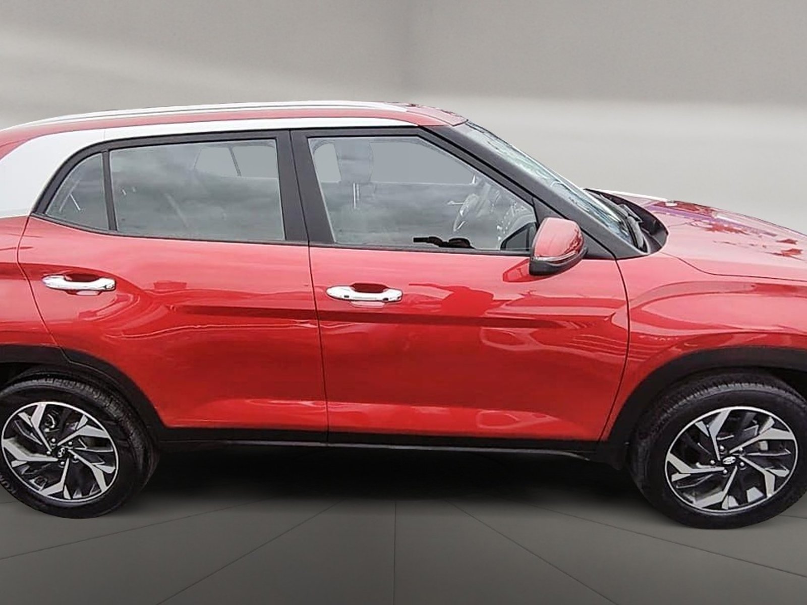Hyundai CRETA SU2ID 1.5 MT PLUS 2024 - Foto 5 de 12