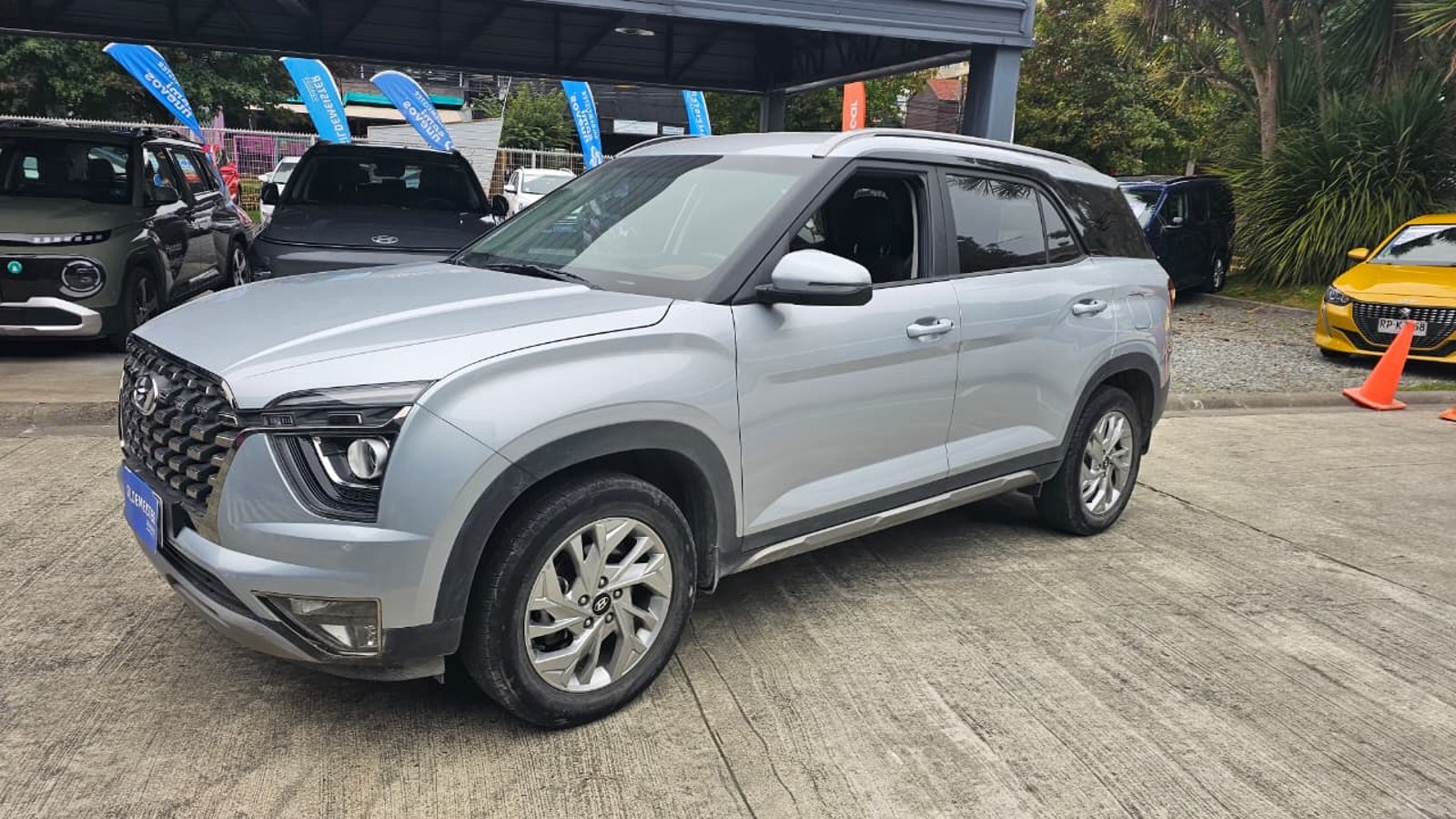 HYUNDAI CRETA GRAND 2023 - Imagen 3 de 12