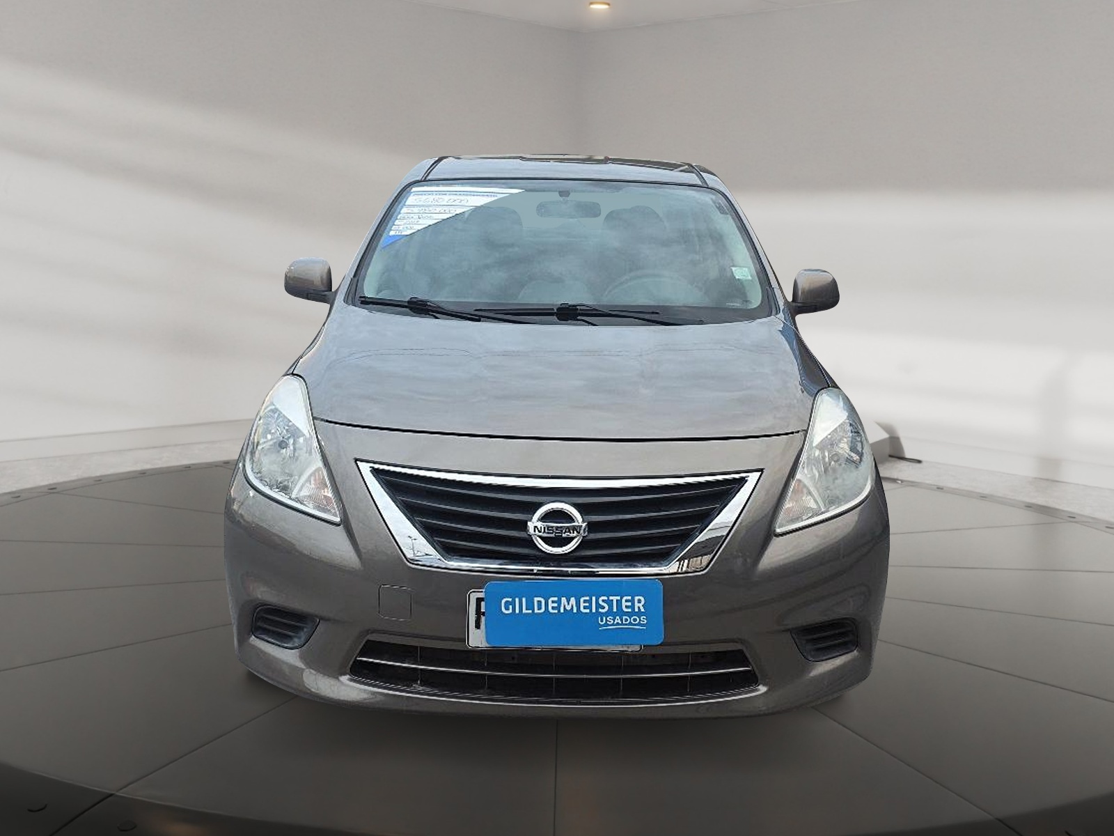 Nissan VERSA 2013 - Foto 2 de 12