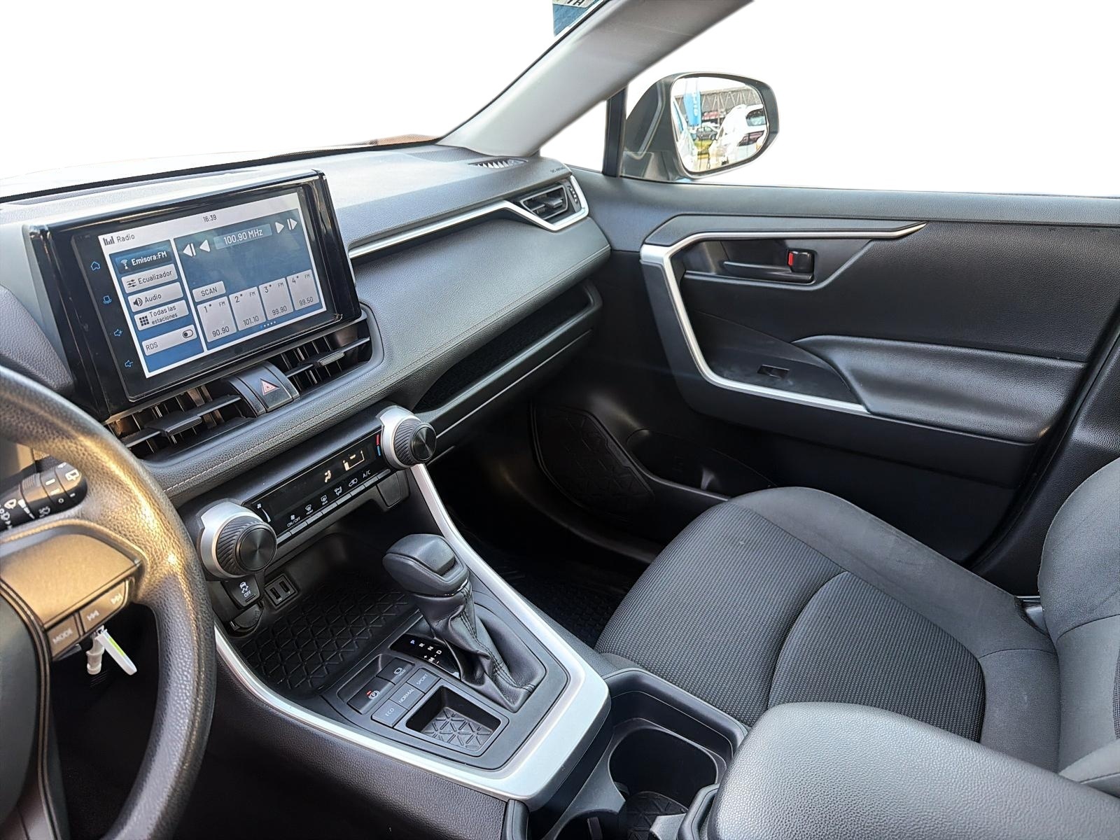 Toyota RAV4 2022 - Imagen 10 de 11