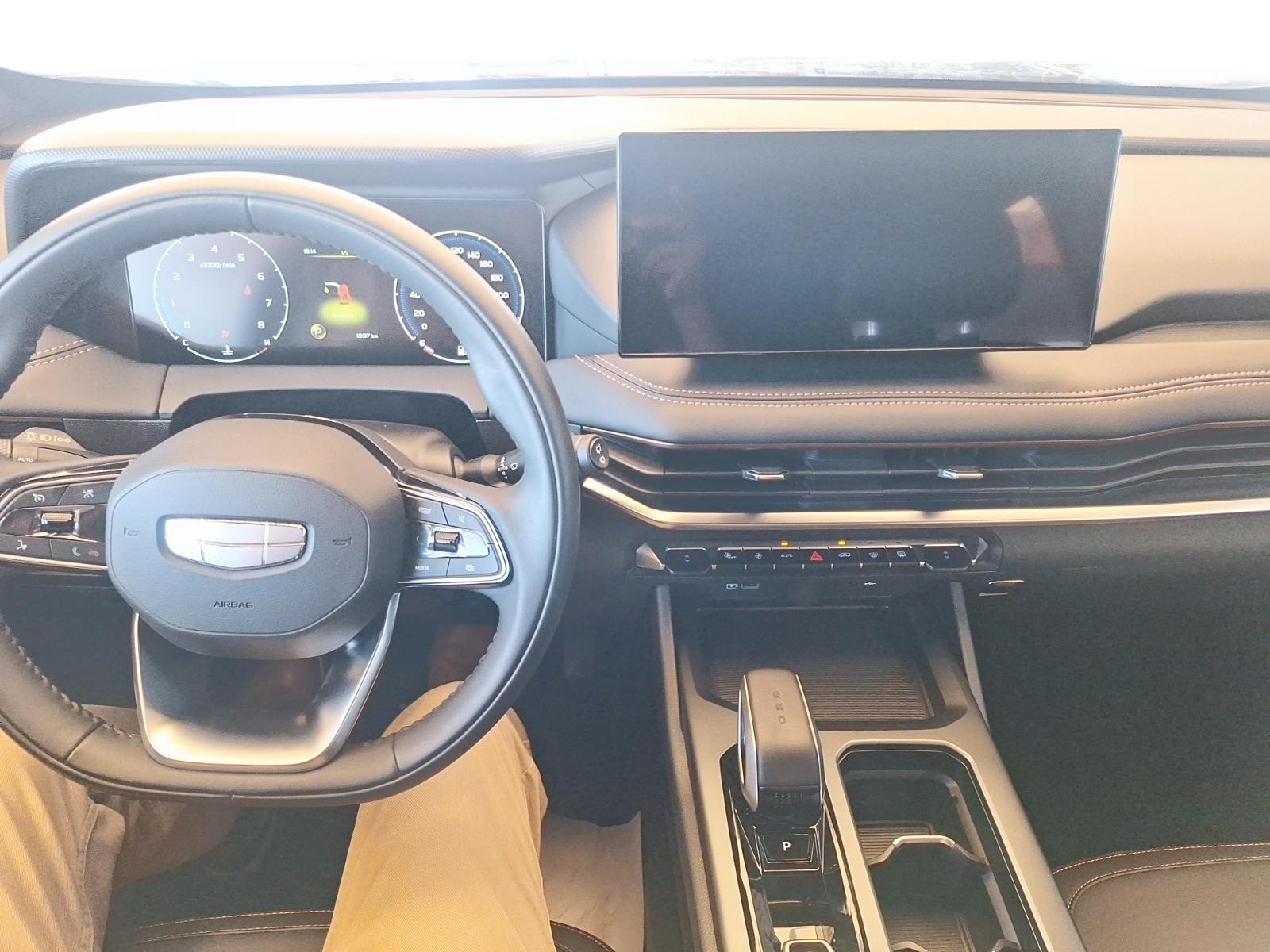 GEELY GEELY 2025 - Imagen 11 de 12