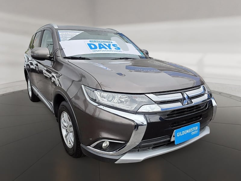 Mitsubishi OUTLANDER 2017 - Imagen 9 de 12