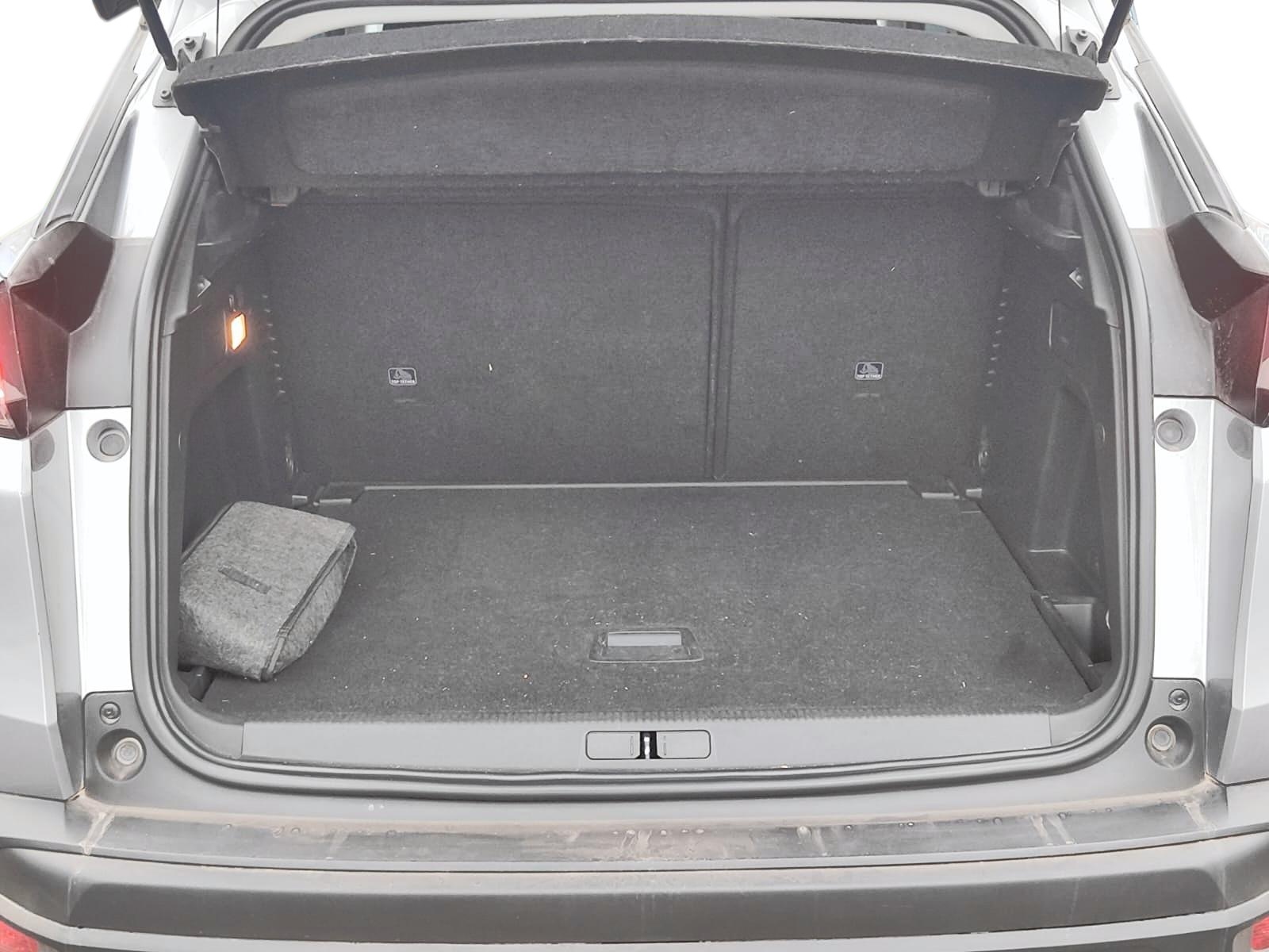 PEUGEOT 3008 2022 - Imagen 9 de 12