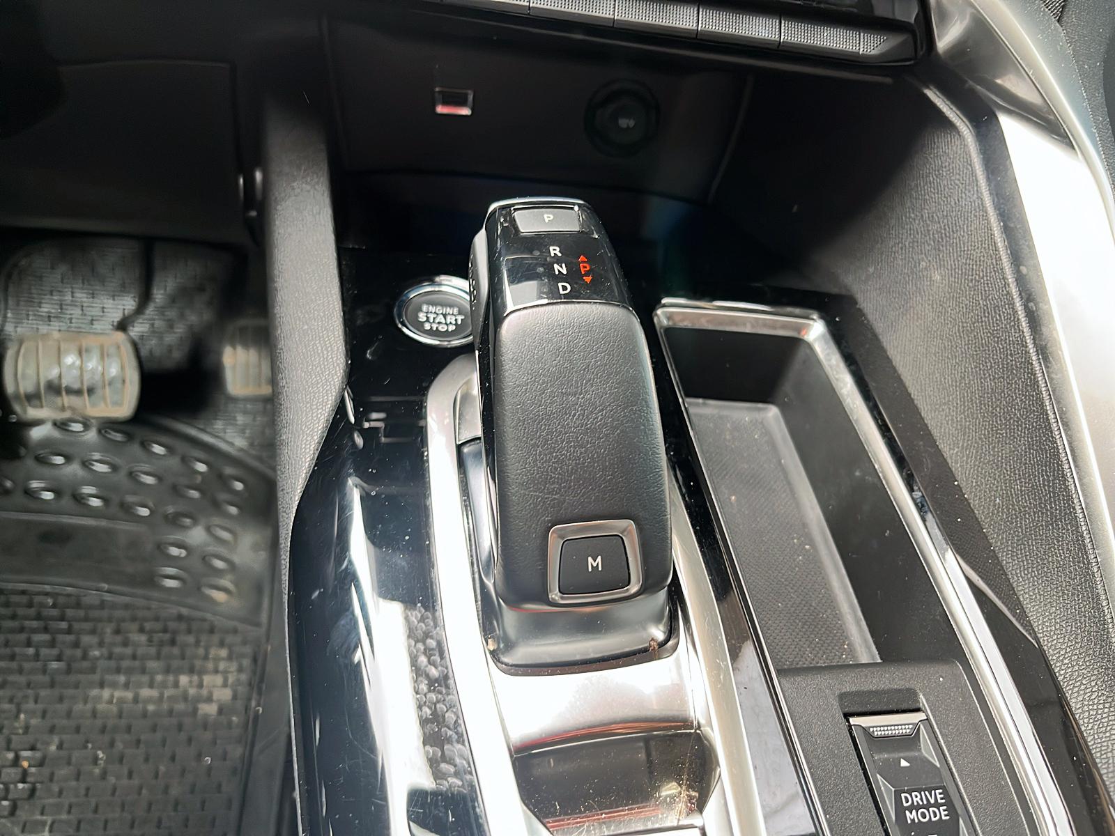 Peugeot 3008 2023 - Imagen 11 de 12