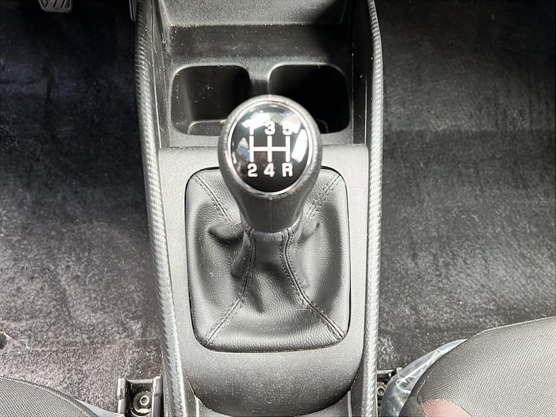 Suzuki SUZUKI 2024 - Imagen 11 de 12