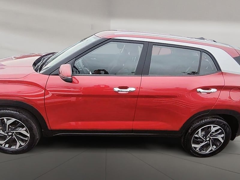 Hyundai CRETA SU2ID 1.5 MT PLUS 2024 - Imagen 6 de 12