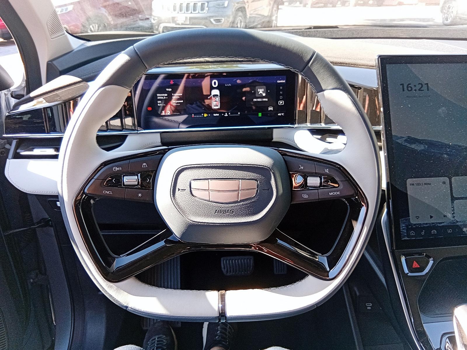 GEELY GEELY 2025 - Imagen 11 de 12