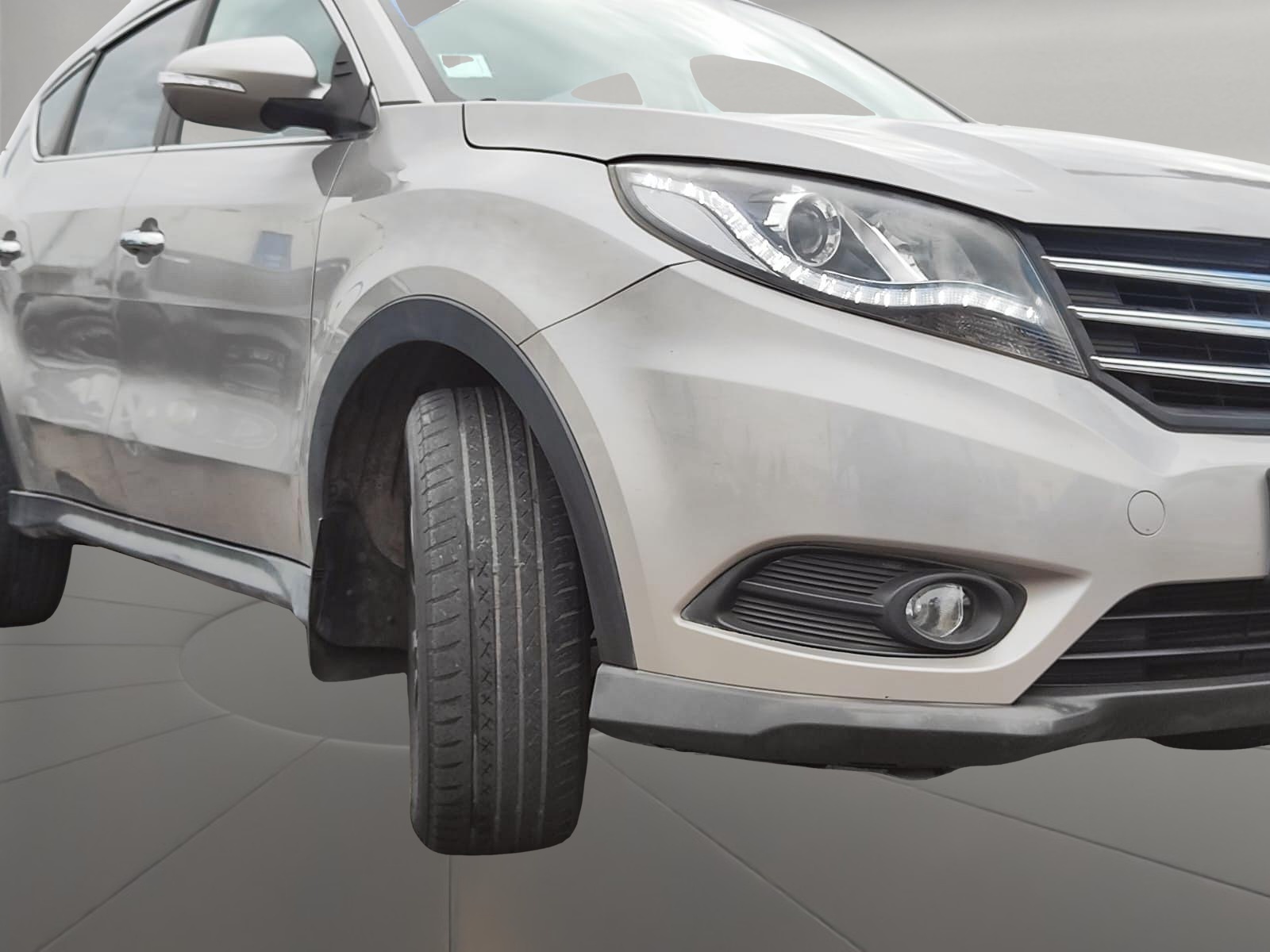 DFSK SUV 580 2019 - Imagen 7 de 12